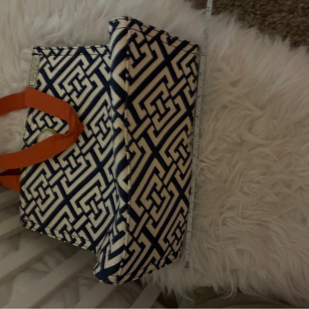 Spartina‎ 449 Geometric Navy and Orange Tote - Picture 8 of 10
